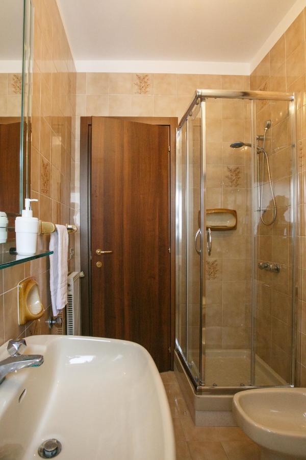 Ginevra Apartment เชฟาลู ภายนอก รูปภาพ