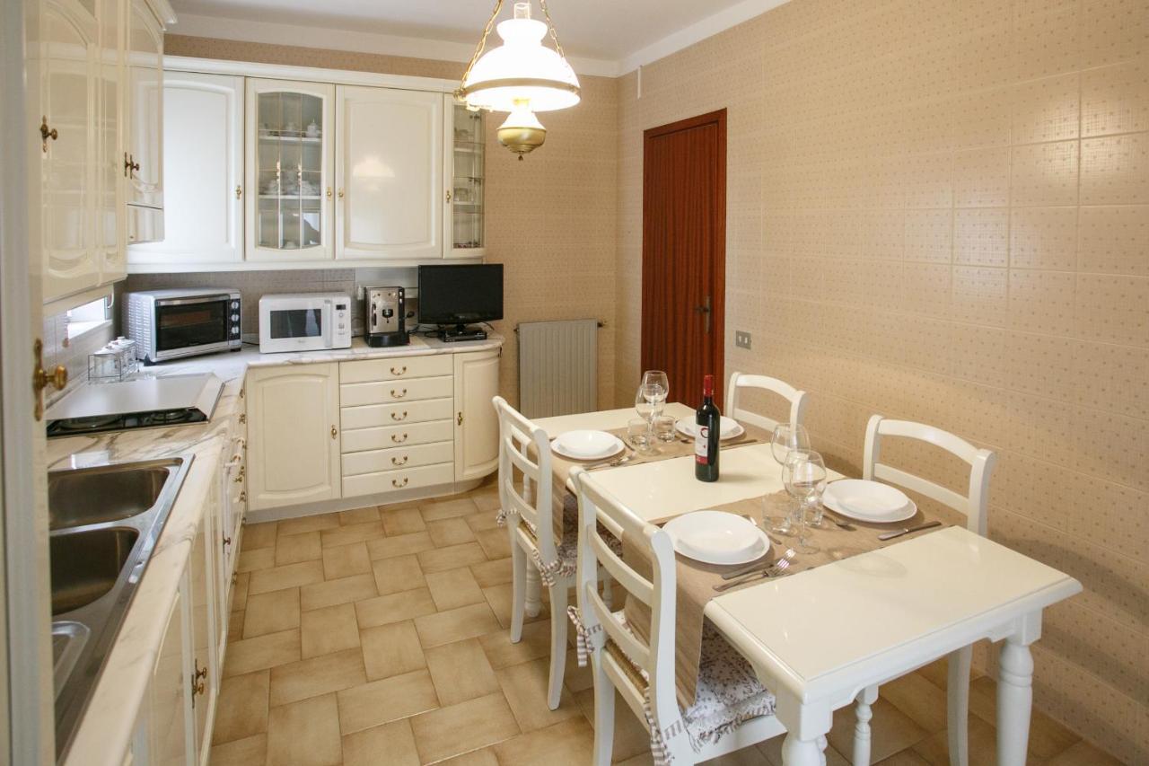 Ginevra Apartment เชฟาลู ภายนอก รูปภาพ