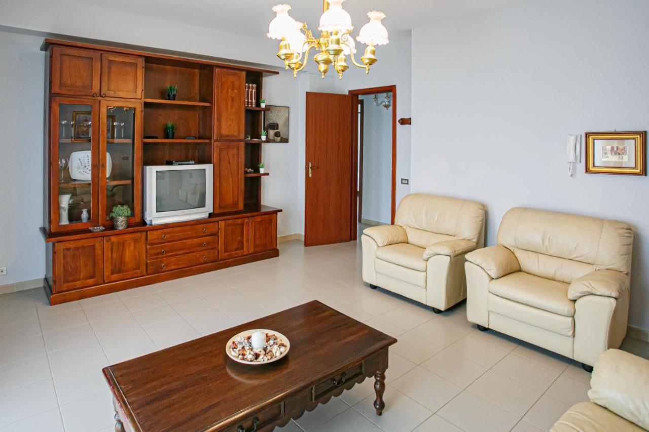 Ginevra Apartment เชฟาลู ภายนอก รูปภาพ